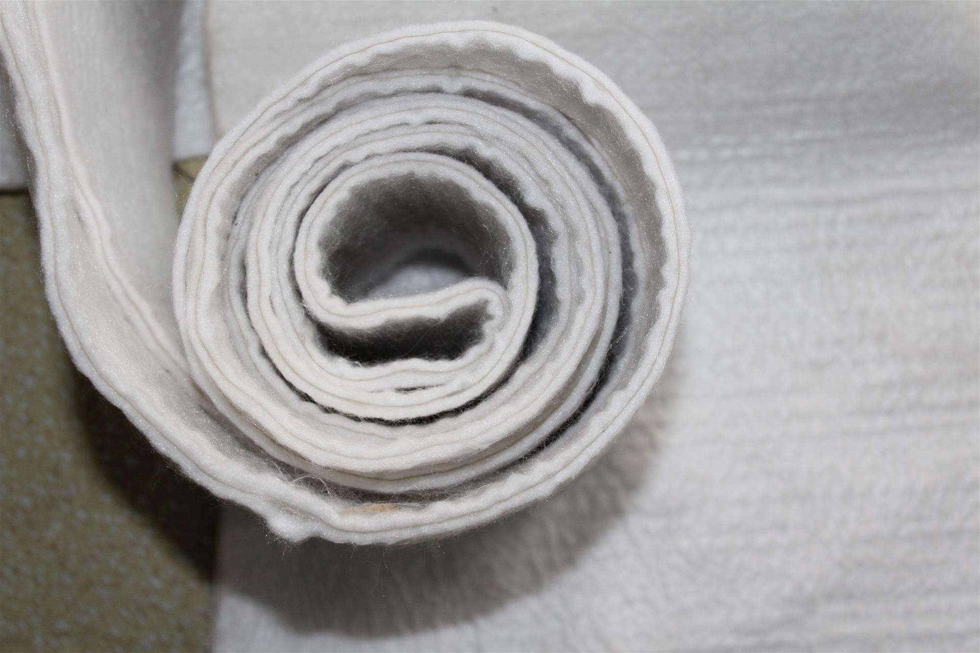 0.4mm兩布一膜施工幅長和幅寬有什么要求？